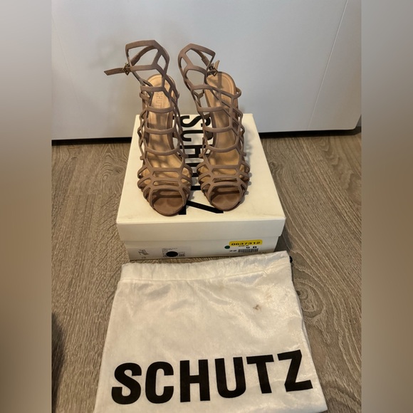 Schutz heels - Picture 3 of 3